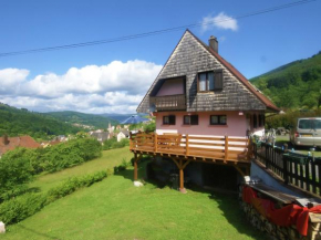  Comfortable Holiday Home with Fenced Garden in Natzwiller  Нацвиллер